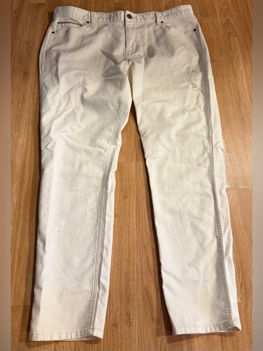 NEW Men’s Tommy Hilfiger Off-White/Cream Five Pocket Pants - Size 40x32